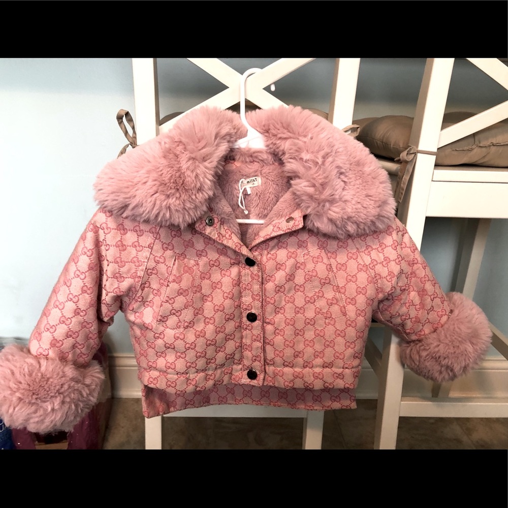Girls sz7 faux fur coat